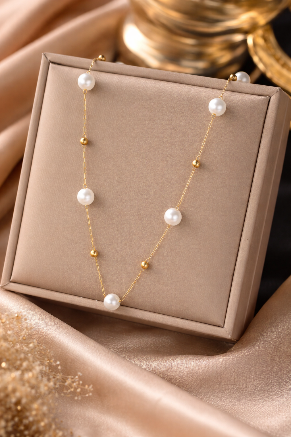 Collier Alice